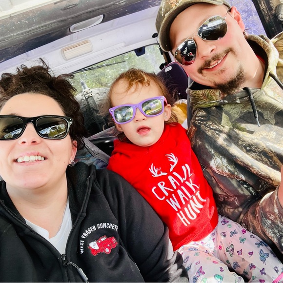 Meet your Posher, Michelle - Picture 3 of 3